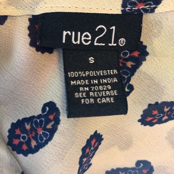 Rue21 Poncho Style Sleeveless Lightweight Top Size S - Picture 8 of 8